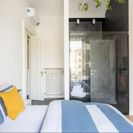 Apartment Da Reni 3 *