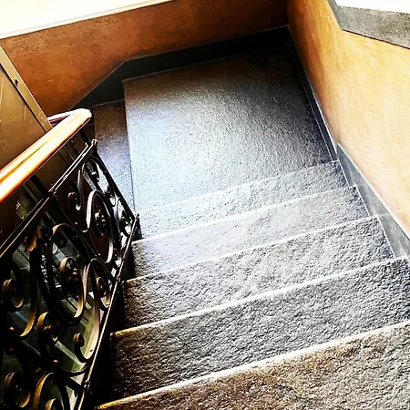 Apartment Da Reni 3 Turin